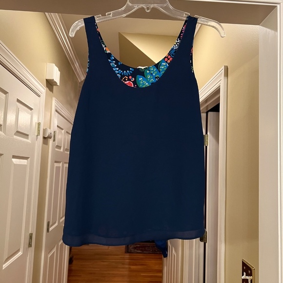 EUC Lilly Pulitzer Florin Reversible V-Neck Blouse Top Take Me to the Sea Sz XXS - Picture 2 of 5